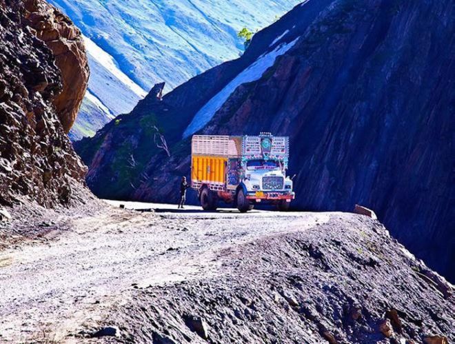 Dare To Drive On The World's Most Dangerous Roads?
