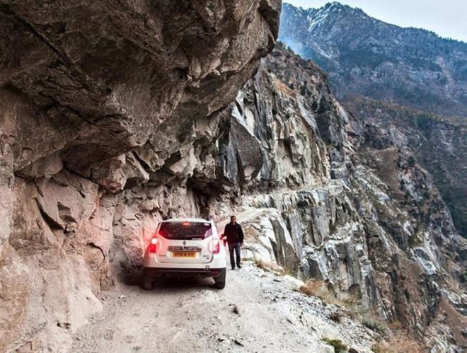 Dare To Drive On The World's Most Dangerous Roads?