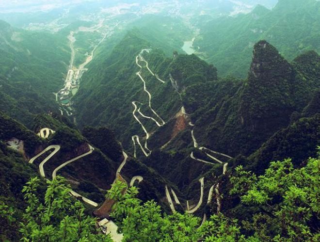 Dare To Drive On The World's Most Dangerous Roads?