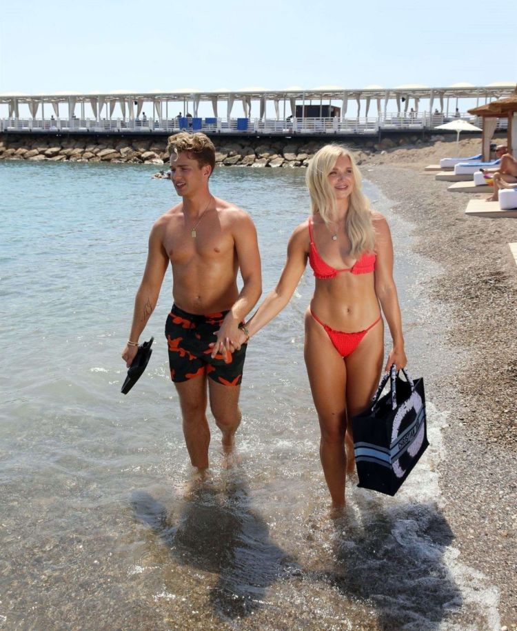 Abbie Quinnen On A Romantic Holiday With Her Boyfriend