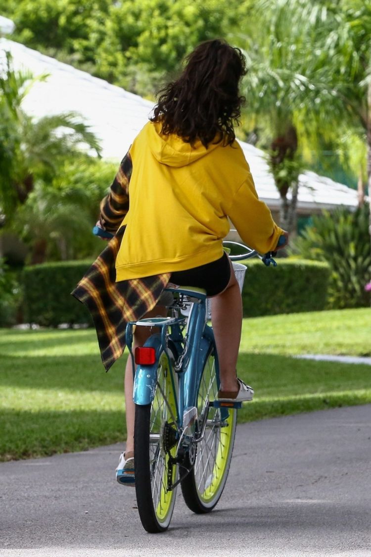 Camila Cabello Enjoy Riding A Bicycle In Miami