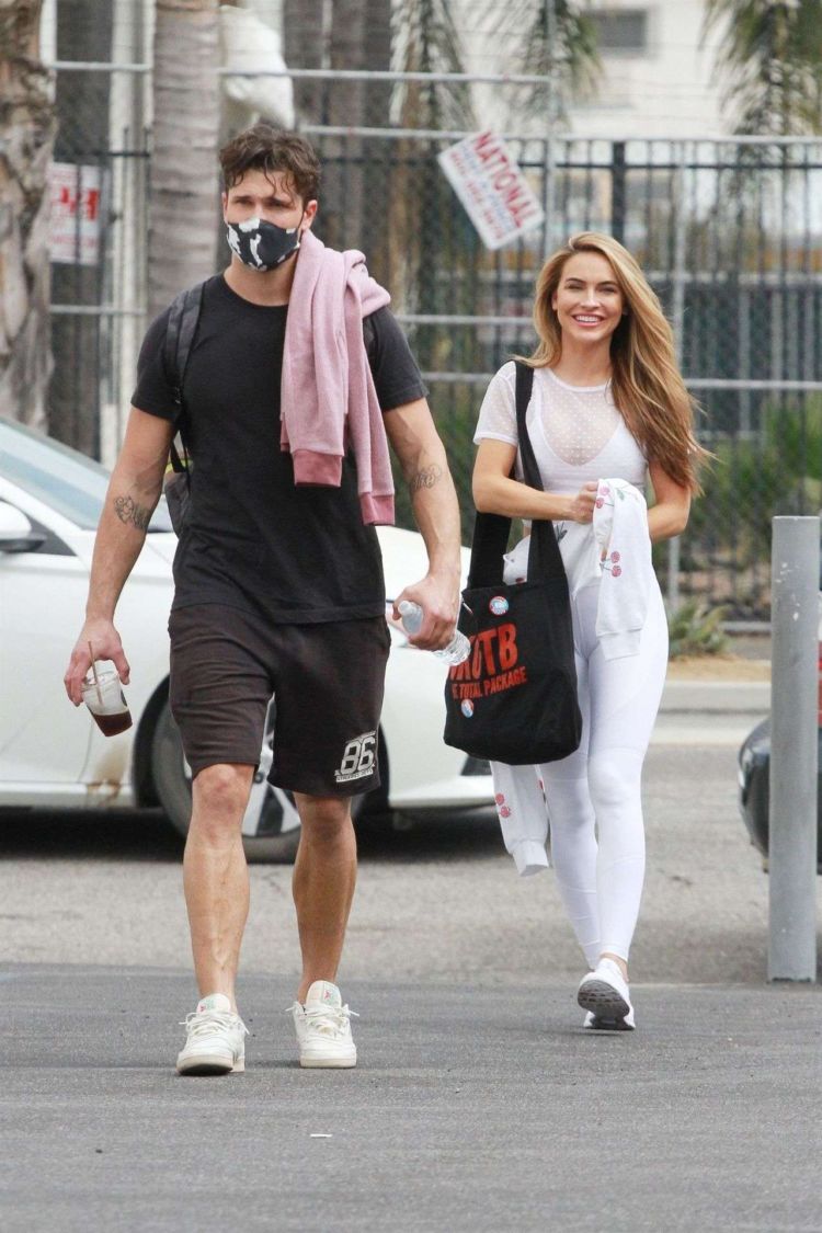 Chrishell Stause Looks Gorgeous In White As She Finishes Her Saturday Practice