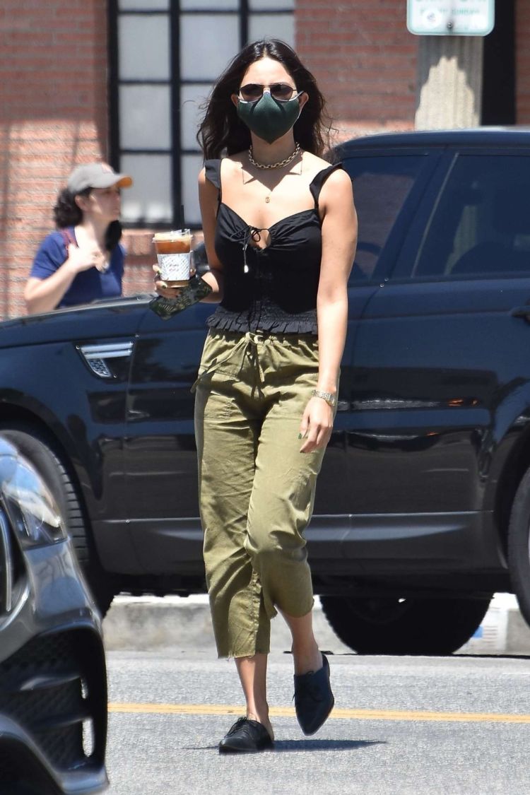 Eiza Gonzalez Spotted Outside Alfred's In West Hollywood