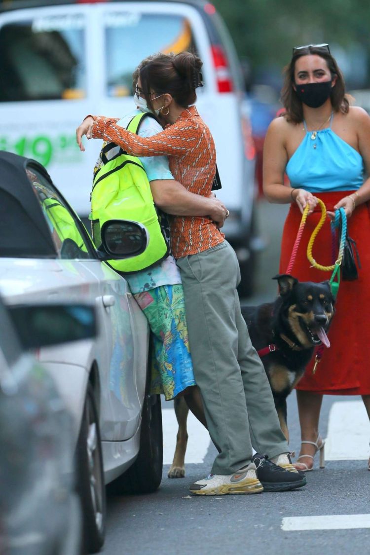 Emily Ratajkowski Spotted Walking Her Dog Out In New York