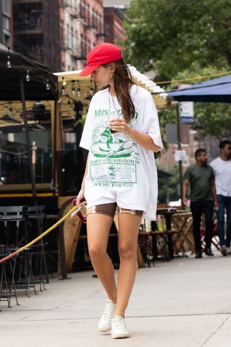 Emily Ratajkowski Spotted Walking Her Dog In NYC