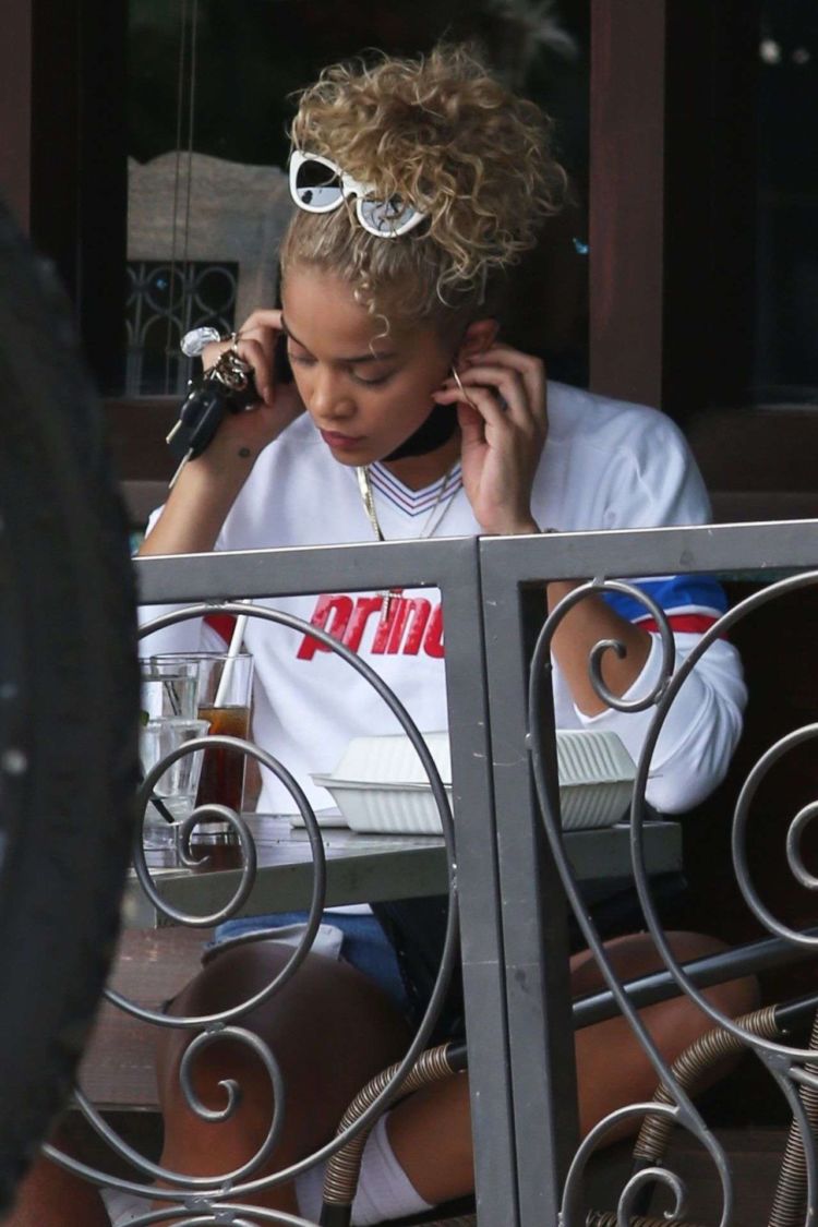 Jasmine Sanders Spotted In Shorts Out In Sherman Oaks