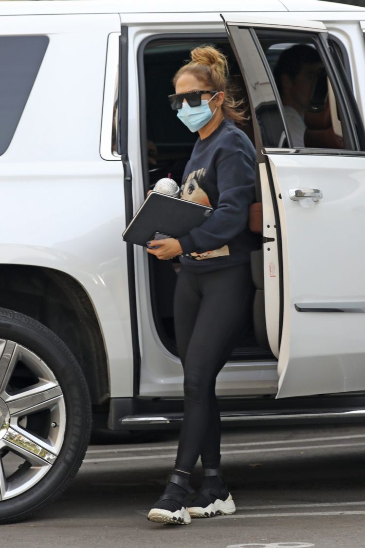 Jennifer Lopez Spotted Heading For A Business Meeting In Beverly Hills