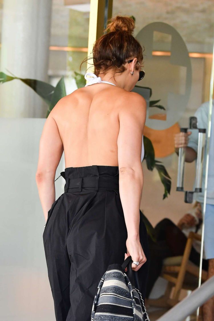 Jennifer Lopez Heads Candids At The Standard Hotel In Miami