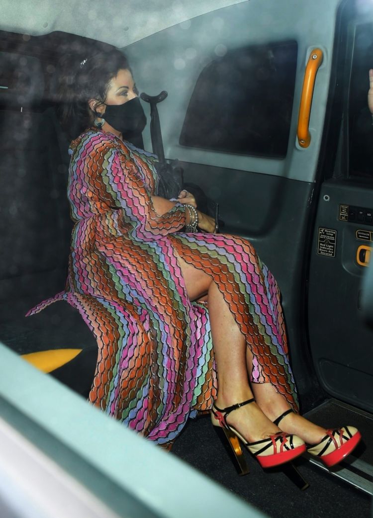 Jessie Wallace Goes Out For A Night Out In London