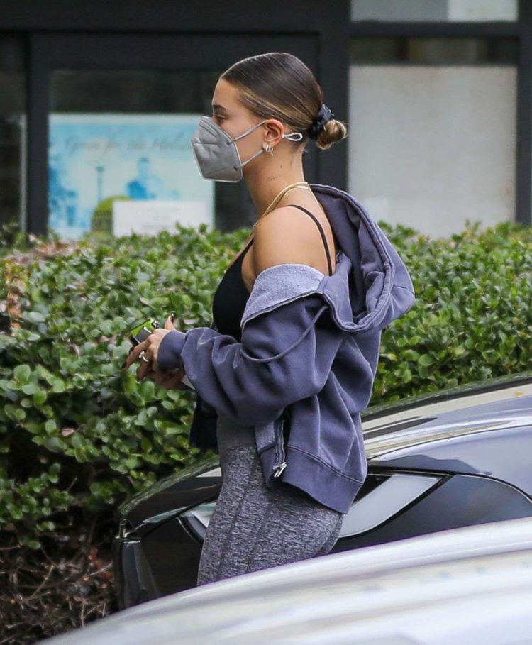 Kendall Jenner And Hailey Baldwin Spotted Out In Los Angeles