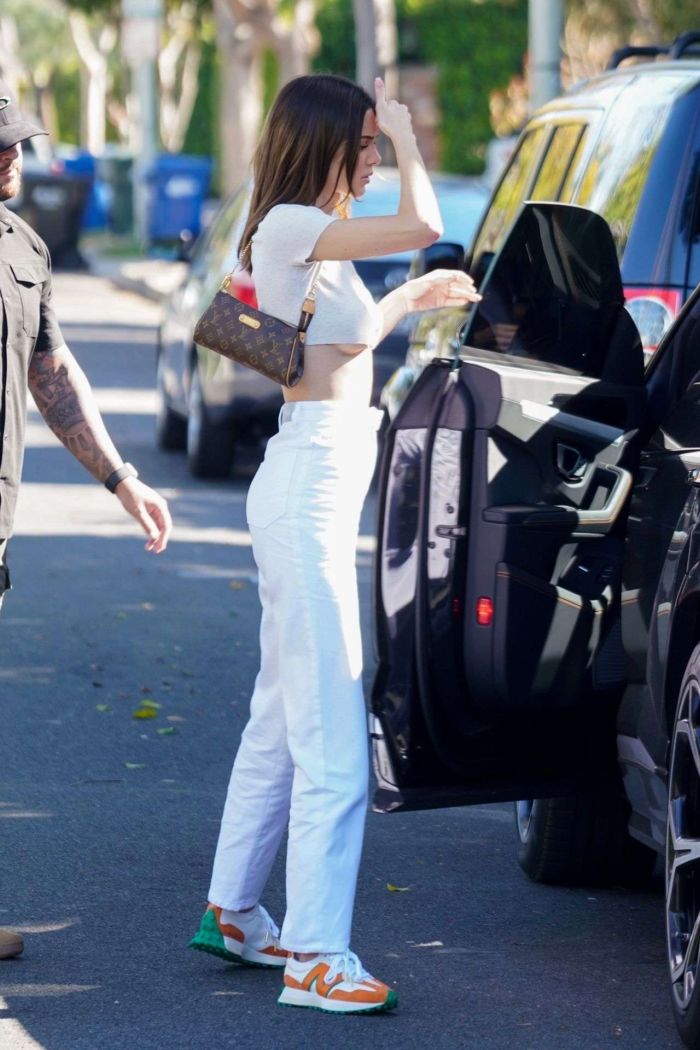 Kendall Jenner Spotted Going Out For Lunch At Croft Alley