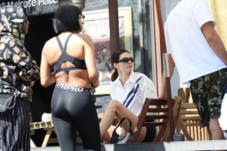 Kendall Jenner Goes Out For Lunch In Shorts At Melrose Place In Los Angeles