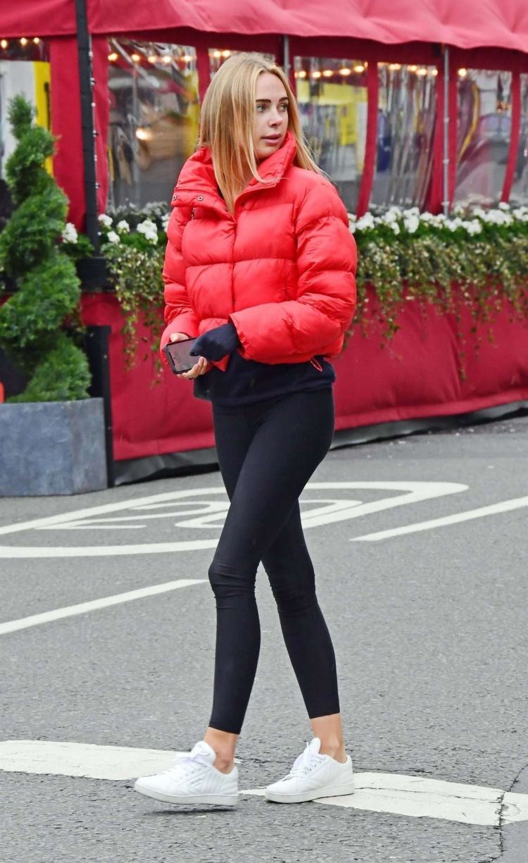 Pretty Kimberley Garner Out And About Candids In Notting Hill, London