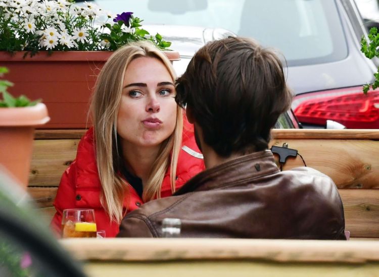 Pretty Kimberley Garner Out And About Candids In Notting Hill, London