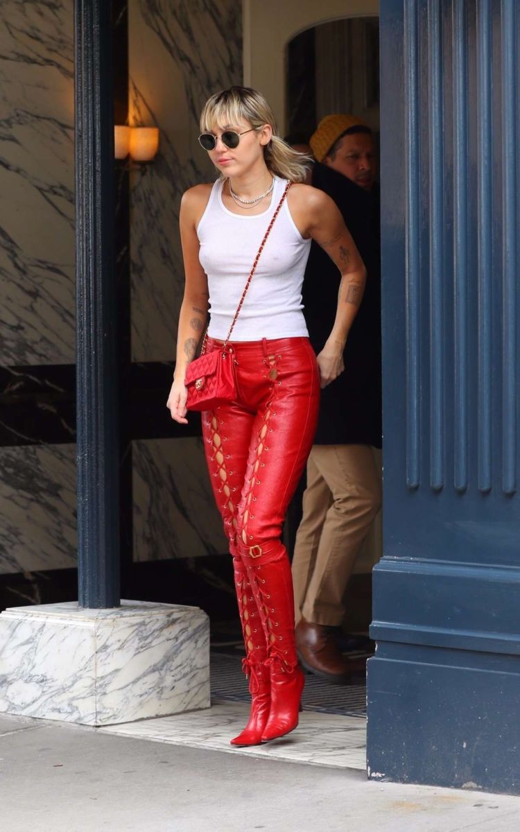 Miley Cyrus Out And About Candids In New York City