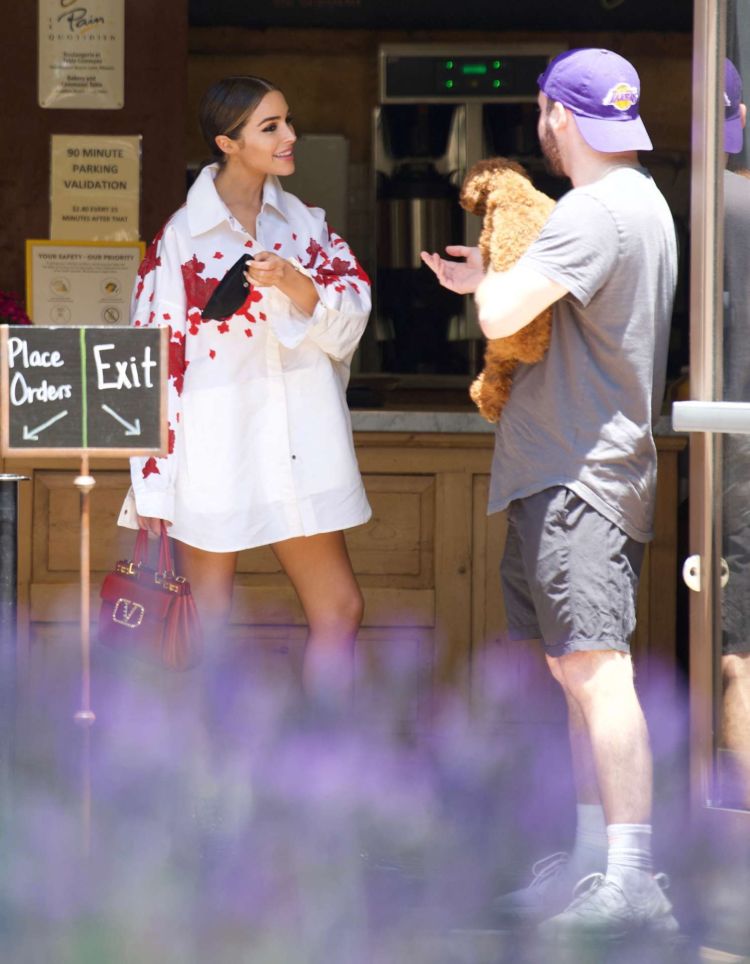 Gorgeous Olivia Culpo Spotted Heading Out For Brunch In Hollywood
