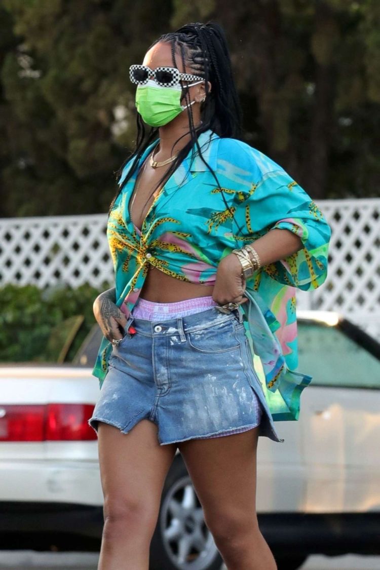 Rihanna Spotted In A Denim Skirt At Bristol Farms In Beverly Hills