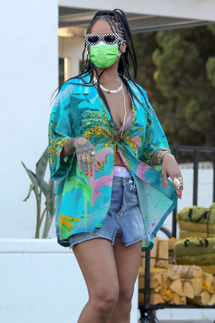 Rihanna Spotted In A Denim Skirt At Bristol Farms In Beverly Hills