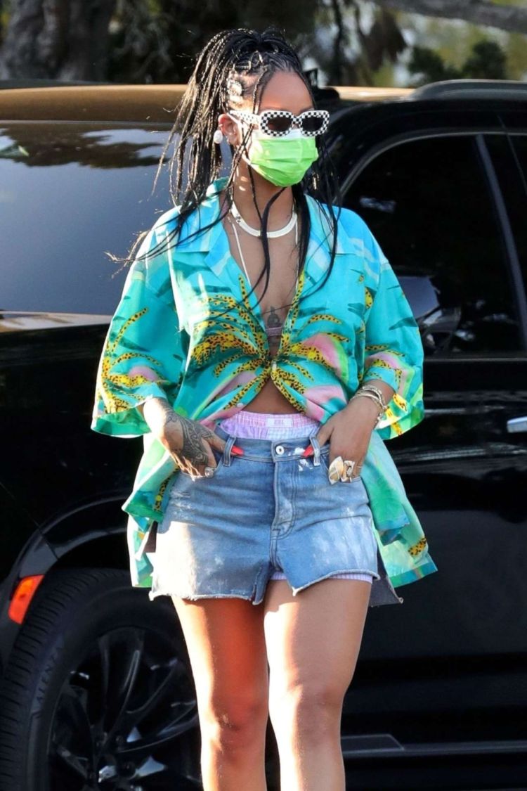 Rihanna Spotted In A Denim Skirt At Bristol Farms In Beverly Hills