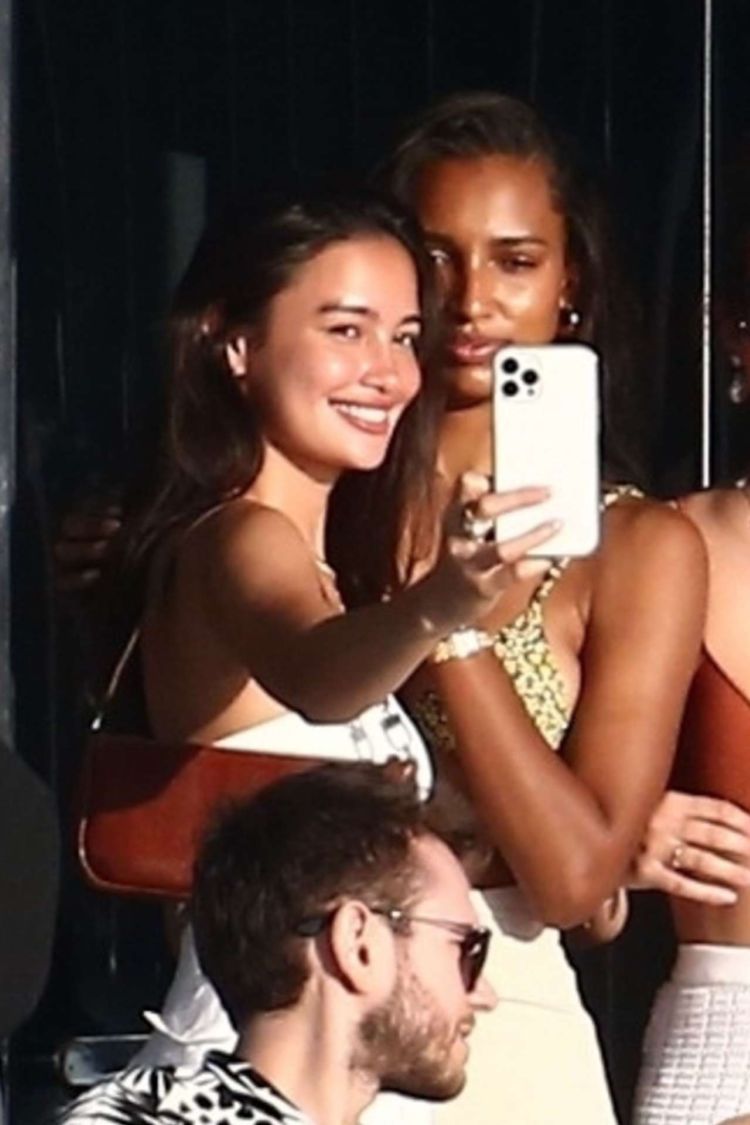 Sara Sampaio, Lais Ribero, Shanina Shaik And Jasmine Tookes At A Yacht Party At Miami Beach