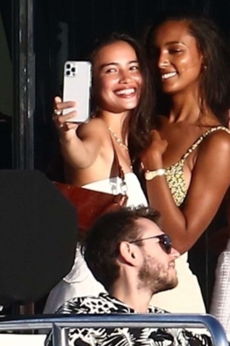 Sara Sampaio, Lais Ribero, Shanina Shaik And Jasmine Tookes At A Yacht Party At Miami Beach