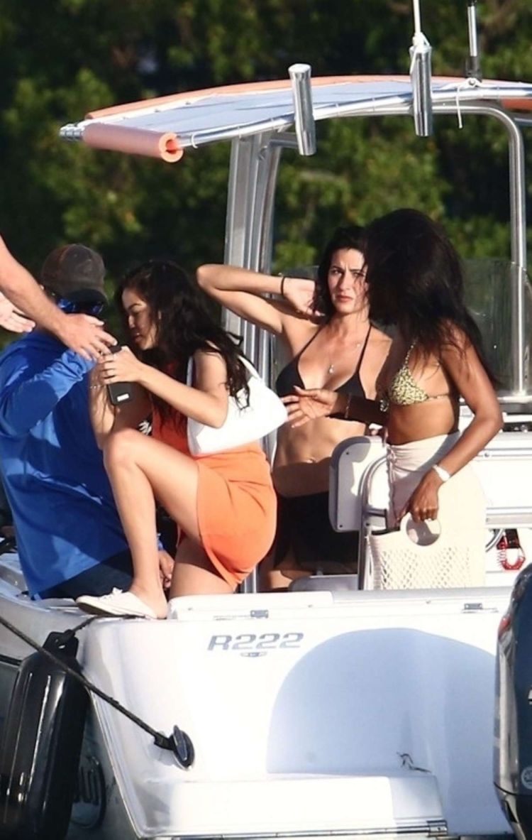 Sara Sampaio, Lais Ribero, Shanina Shaik And Jasmine Tookes At A Yacht Party At Miami Beach