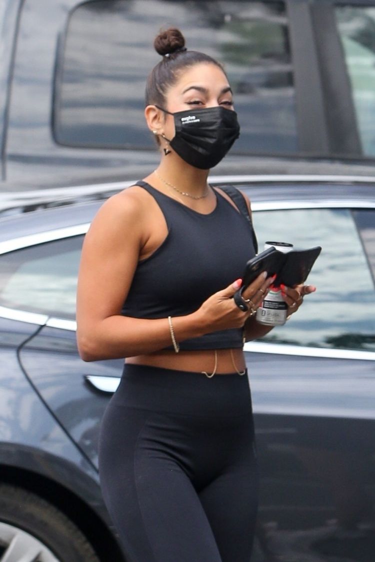 Vanessa Hudgens In A Black Sporty Outfit Outside The Gym In Hollywood