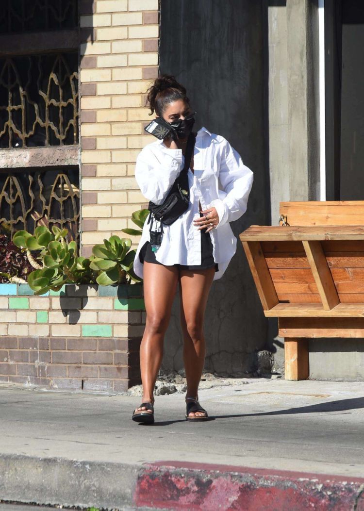 Vanessa Hudgens Goes Out For Lunch In Los Angeles