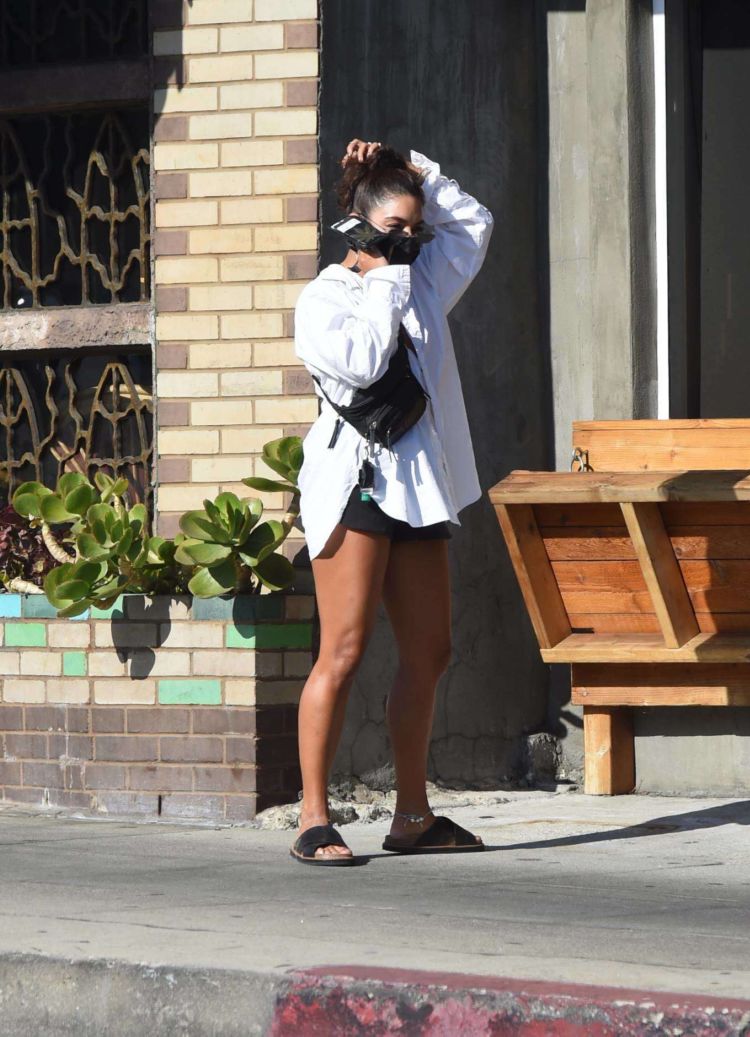 Vanessa Hudgens Goes Out For Lunch In Los Angeles
