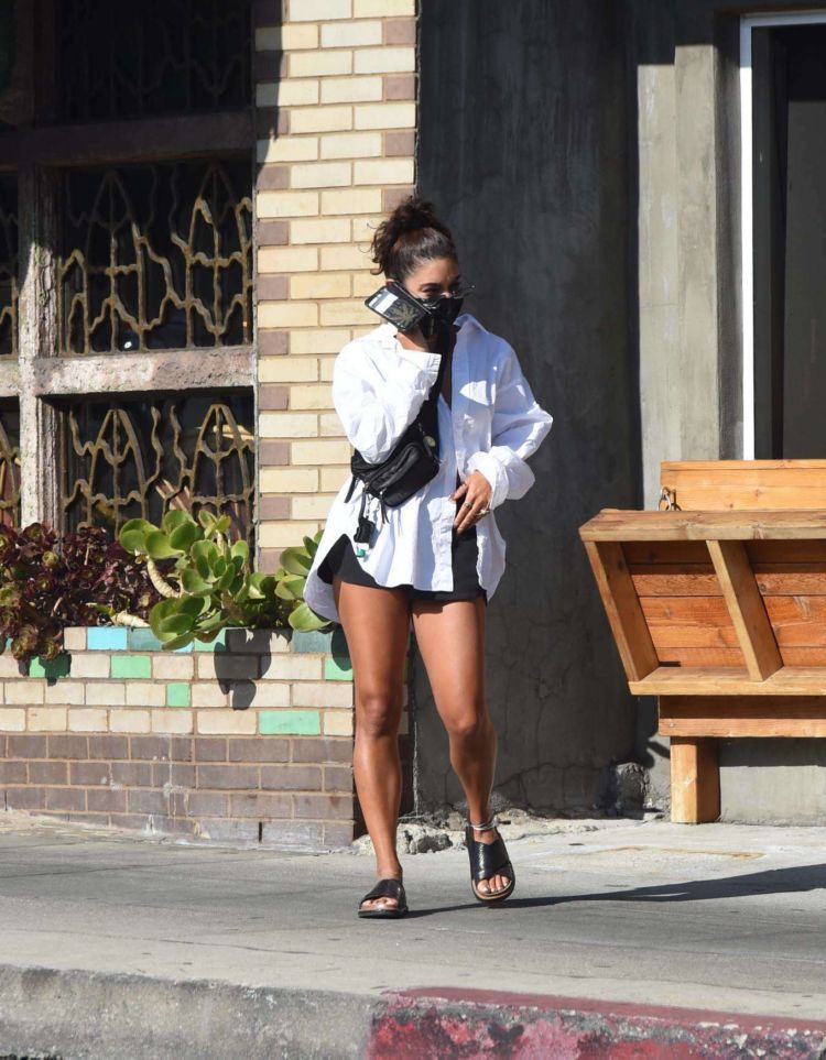 Vanessa Hudgens Goes Out For Lunch In Los Angeles