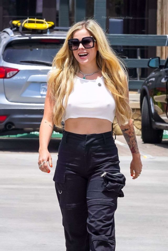 Stunning Avril Lavigne Spotted Out And About In Malibu
