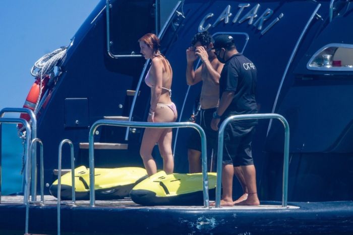 Bella Thorne And Benjamin Mascolo Vacationing On A Yacht In Cabo