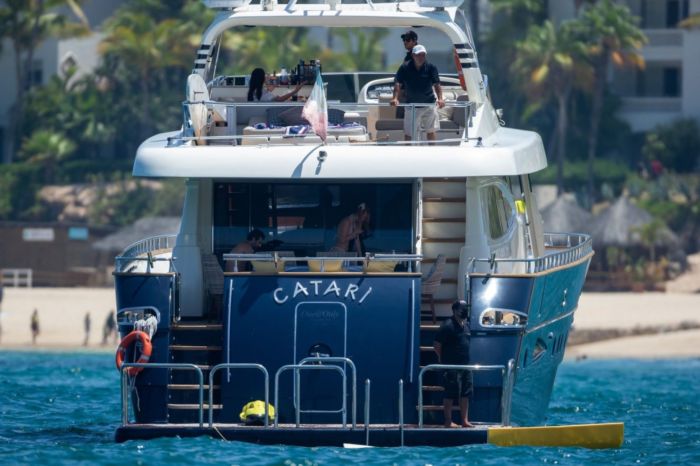 Bella Thorne And Benjamin Mascolo Vacationing On A Yacht In Cabo
