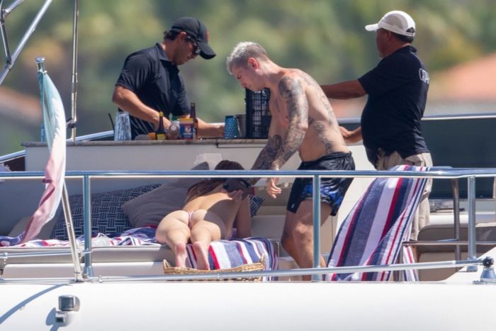 Bella Thorne And Benjamin Mascolo Vacationing On A Yacht In Cabo