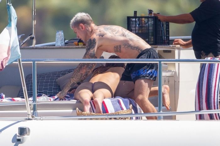 Bella Thorne And Benjamin Mascolo Vacationing On A Yacht In Cabo