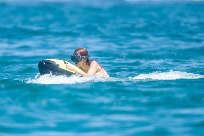 Bella Thorne And Benjamin Mascolo Vacationing On A Yacht In Cabo