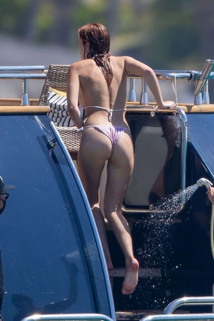 Bella Thorne And Benjamin Mascolo Vacationing On A Yacht In Cabo
