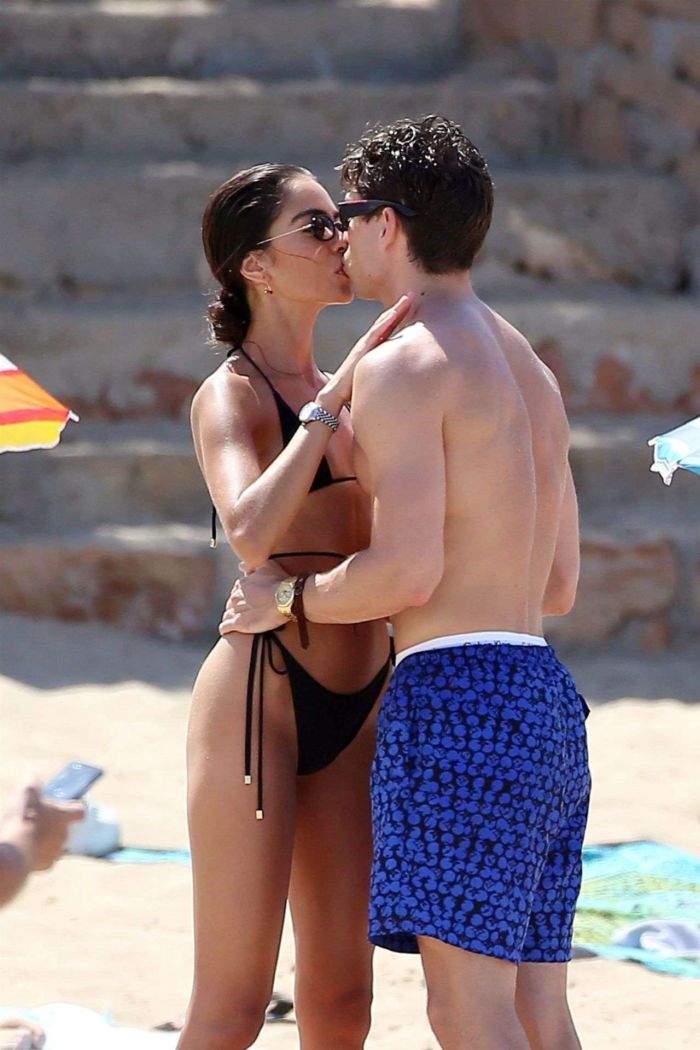 Brenda Santos Spotted In Bikini With Joey Essex Enjoying The Spanish Sunshine In Ibiza