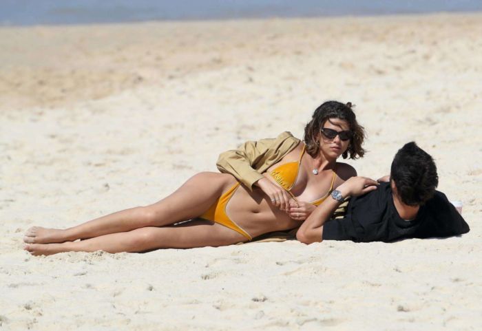 Georgia Fowler Vacationing In A Yellow Bikini At Bondi Beach In Sydney