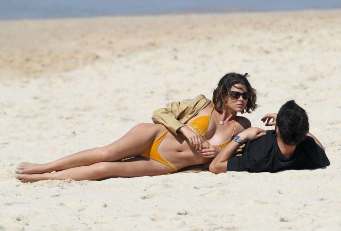 Georgia Fowler Vacationing In A Yellow Bikini At Bondi Beach In Sydney