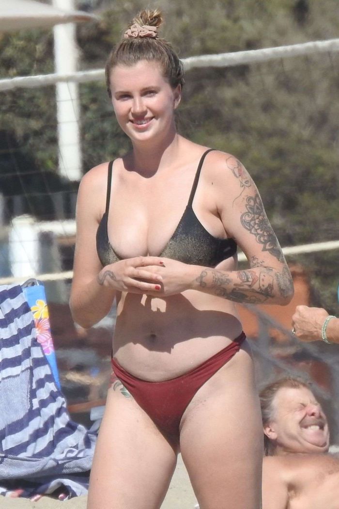 Ireland Baldwin Vacationing In A Mehandi Bikini On The Beach In Malibu