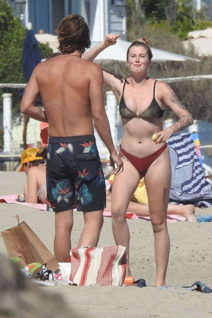 Ireland Baldwin Vacationing In A Mehandi Bikini On The Beach In Malibu
