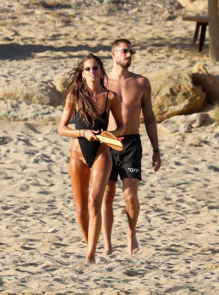 Izabel Goulart Playing Tennis In Swimsuit On The Beach In Greece