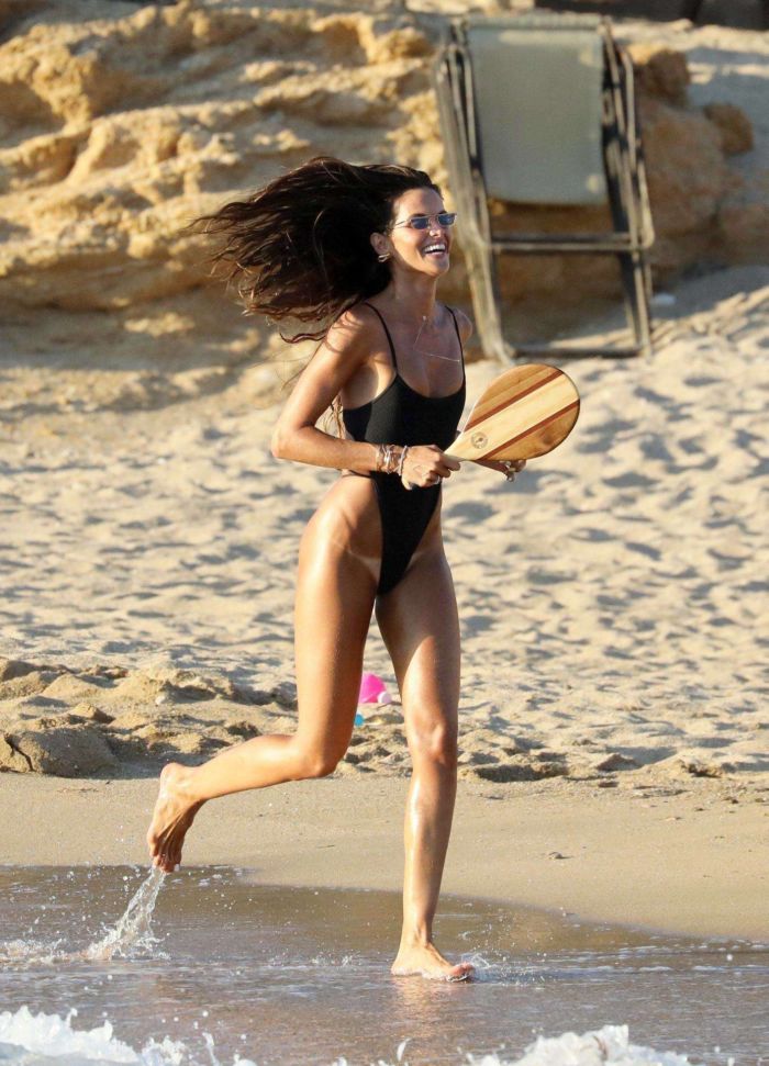 Izabel Goulart Playing Tennis In Swimsuit On The Beach In Greece