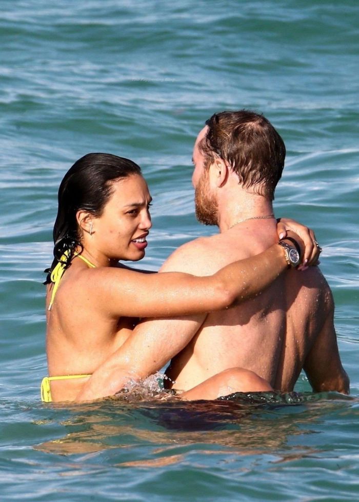 Jessica Ledon On A Romantic Holiday At Miami Beach