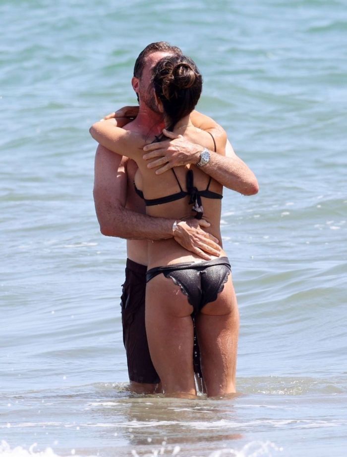 Jordana Brewster In Black Bikini With Boyfriend At A Beach In Santa Monica