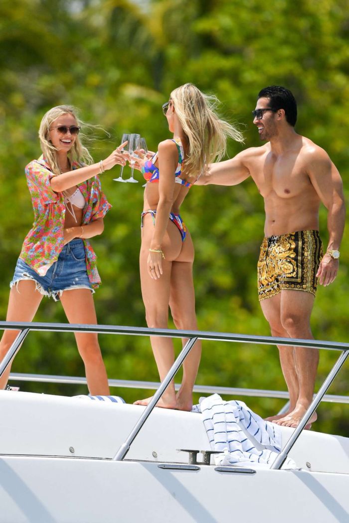 Joy Corrigan In A Bikini On A Yacht At Miami Beach