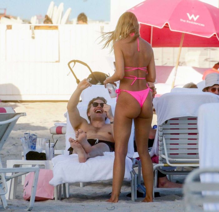 Kimberley Garner In A Pink Bikini At Miami Beach