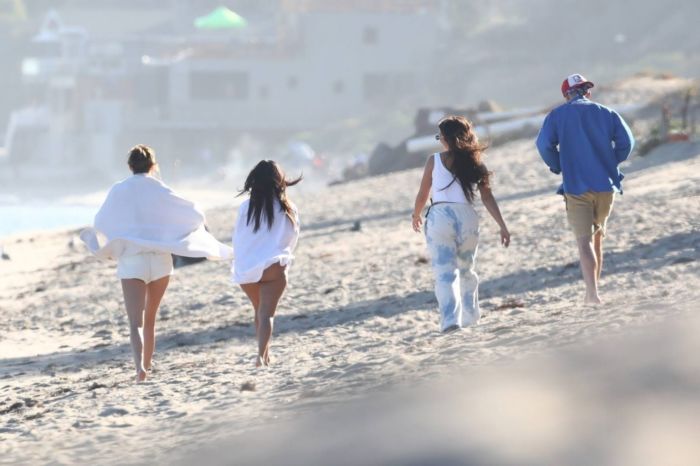 Kourtney Kardashian And Kendall Jenner Vacationing On The Beach In Malibu