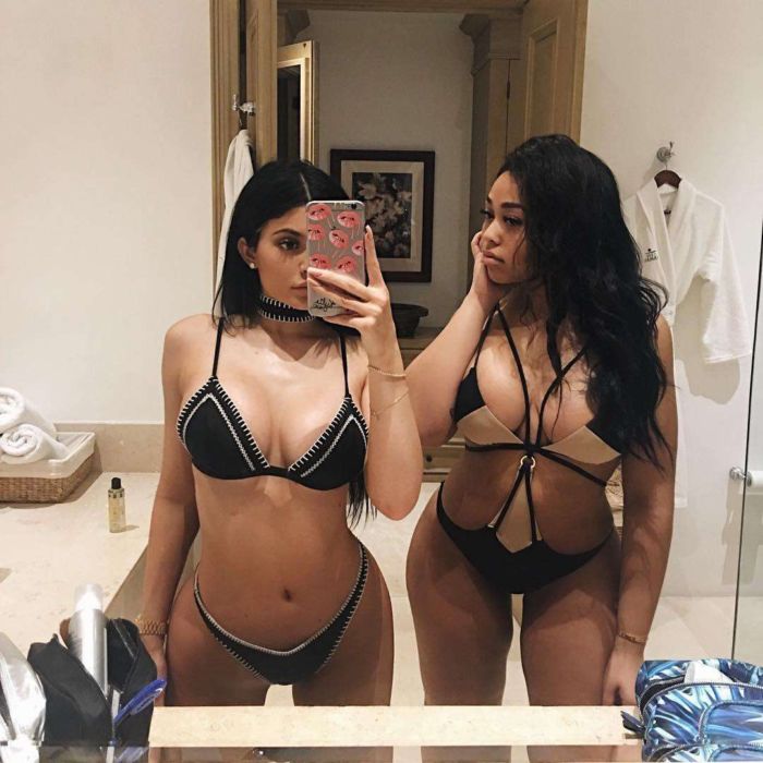 Stunning Kylie Jenner In A Thong Black Bikini